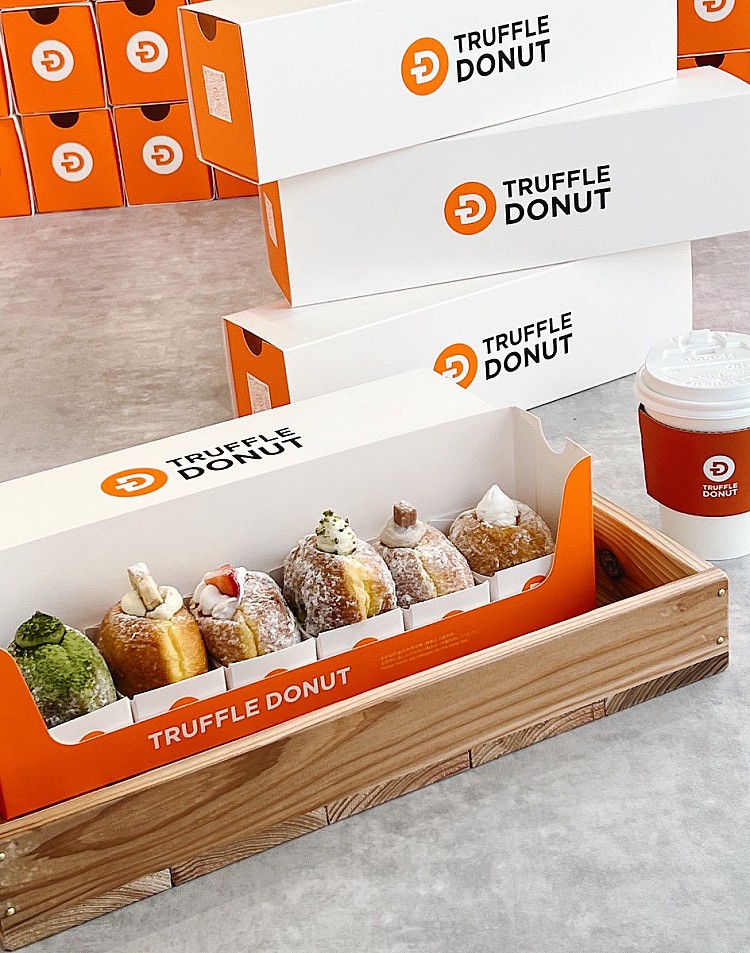 從日本鳥取紅到全國的生甜甜圈話題品牌「Truffle Donut」，自2024年誕生以來，靠的不是花俏噱頭