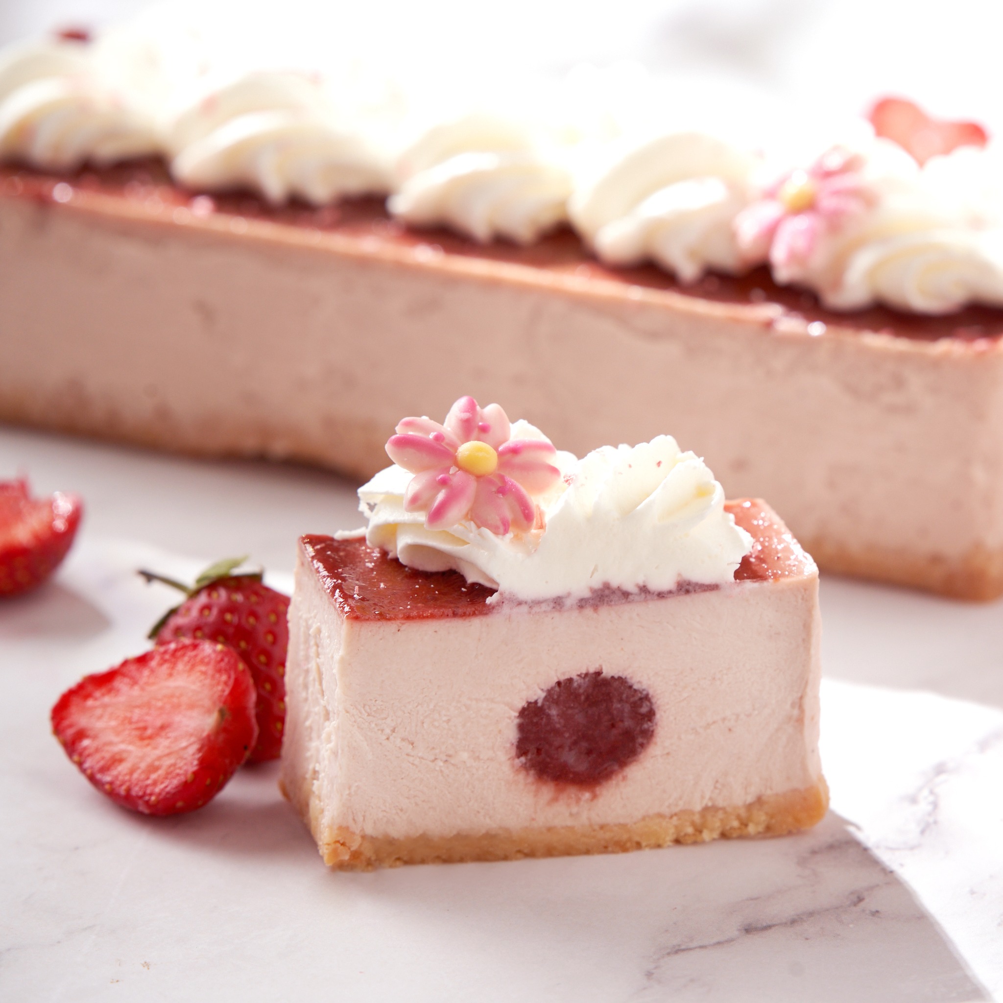 【七見櫻堂】草莓奶霜醬糜冰起司蛋糕 Cheese Terrine🎂お誕生日おめでとう