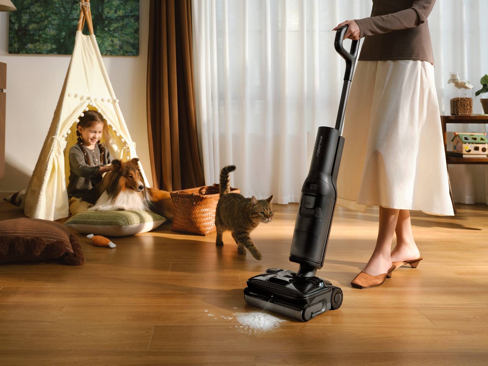 Roborock F25 ACE Pro 泡沫洗地機上市：結合泡沫去污、熱風烘乾與 TÜV 母嬰級認證