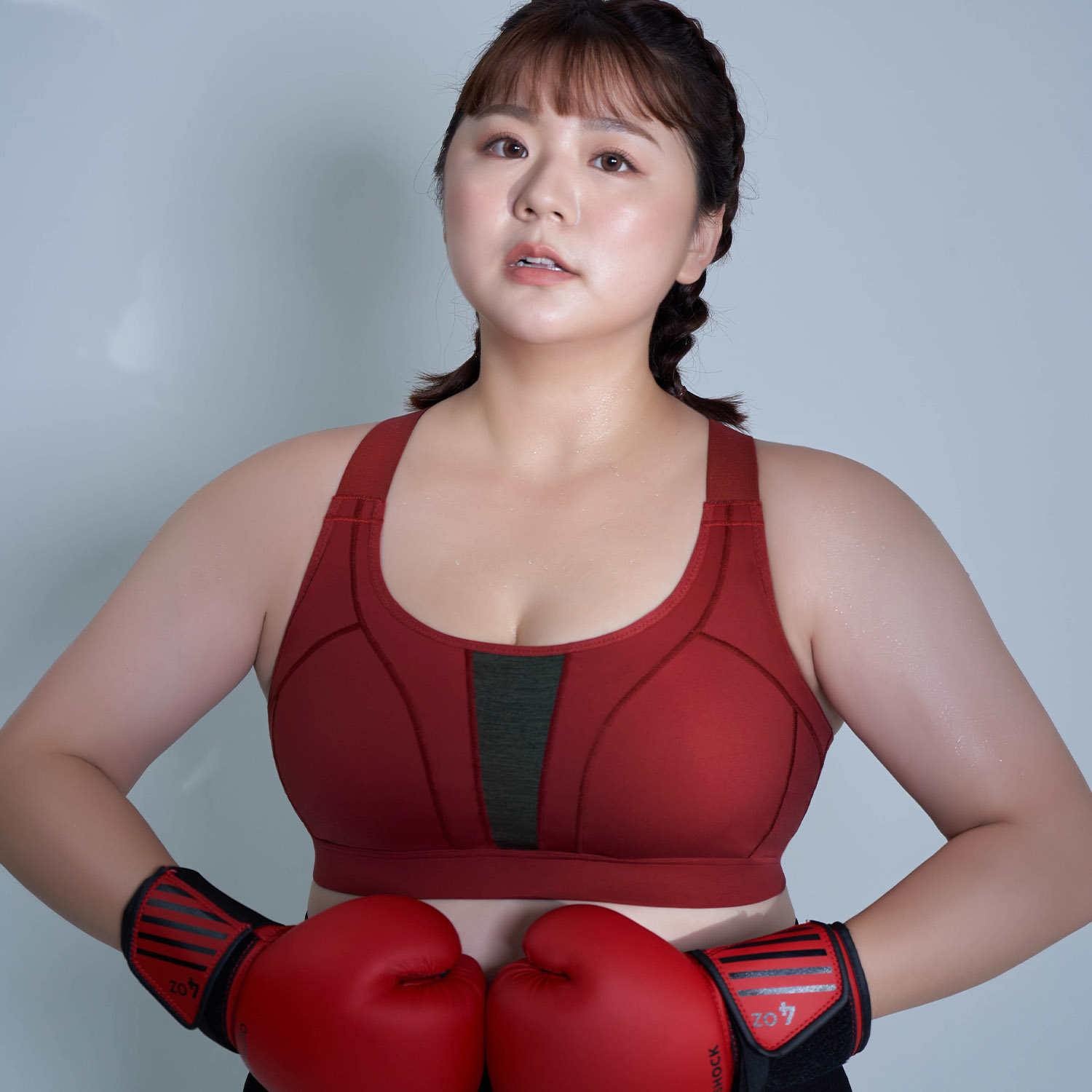 [RUN]交叉美背大罩杯防震無鋼圈運動內衣-內歛紅