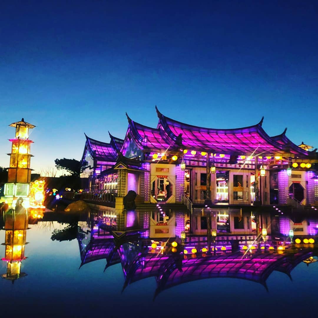 彰化景點台灣玻璃館玻璃媽祖廟