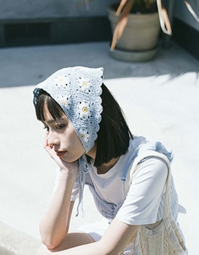 撞色小雛菊編織造型綁帶頭巾