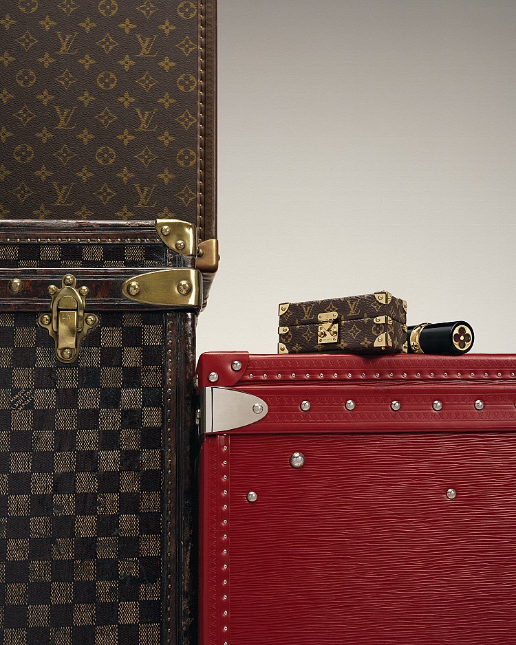 德國知名家具設計師康士坦丁・葛契奇（Konstantin Grcic）操刀產品外型