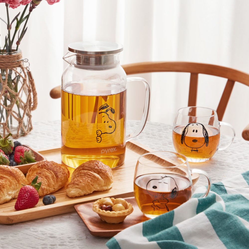 【美國康寧 Pyrex】SNOOPY 史努比黑白復刻耐熱玻璃壺1450ML