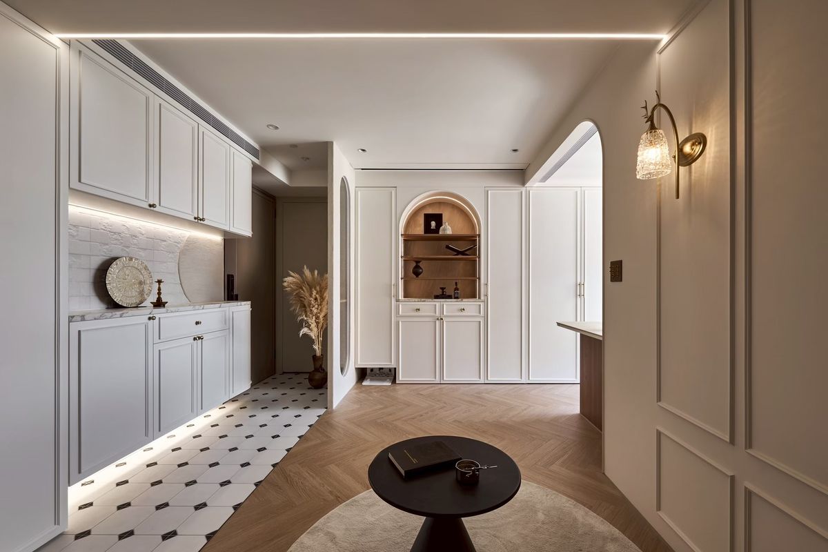 弧線 ；光影 ；優尼客空間設計