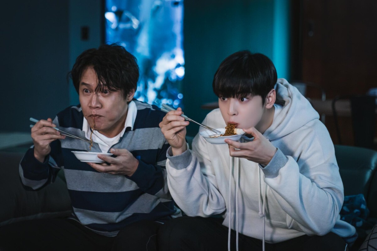 失眠救星！7個「提高睡眠品質」方法：睡前不要滑手機、減少咖啡攝取，「這點」超有感