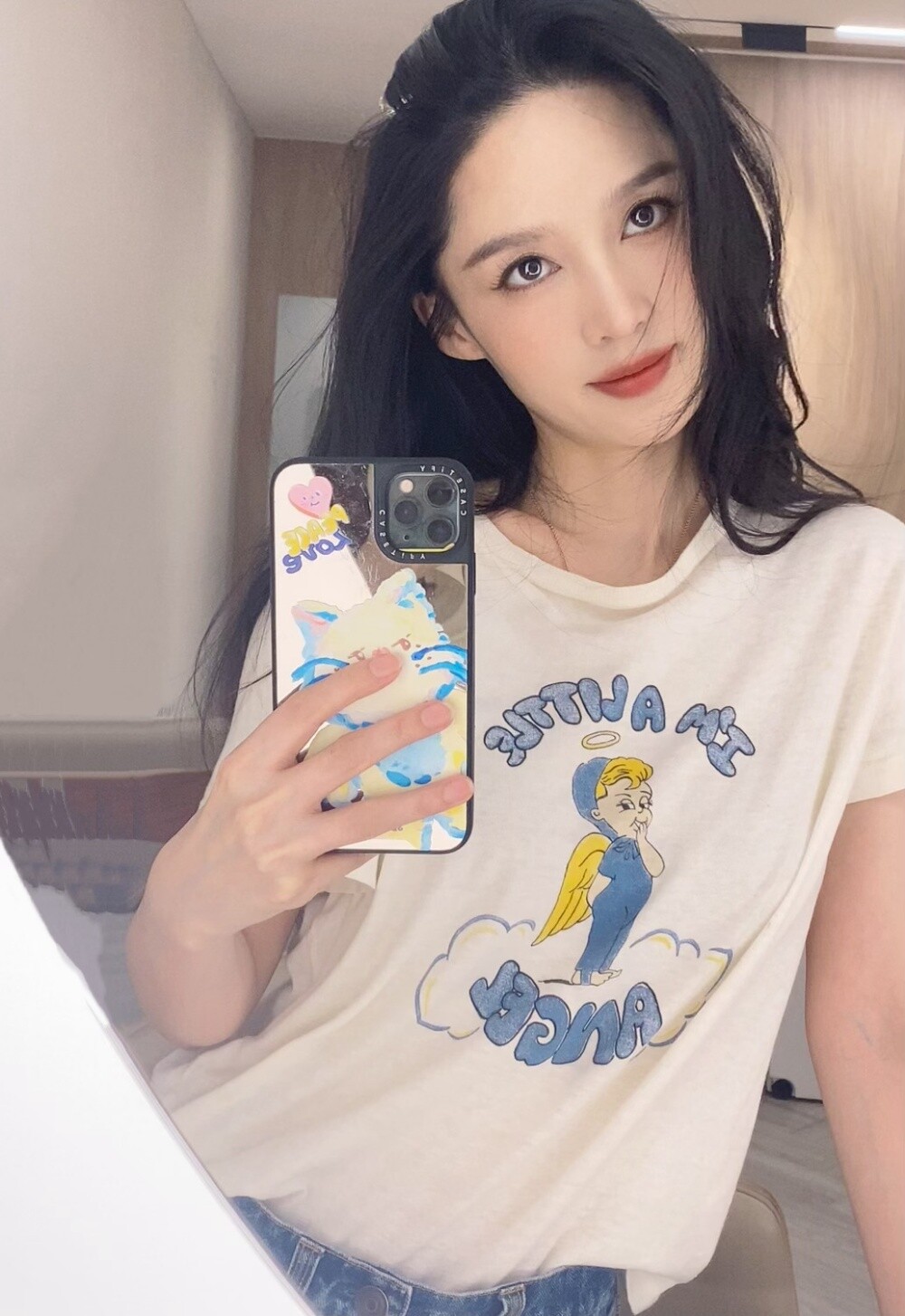 陸劇《慶餘年2》演員古裝vs時裝！張若昀比第1季上相，李沁仙氣，辛芷蕾、宋軼時裝也美