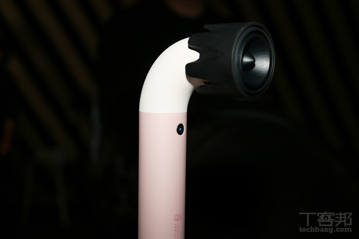 Dyson 最小、最快、最輕造型吹風機 Supersonic r 登台！首款美髮造型品 Dyson Chitosan 同步開賣