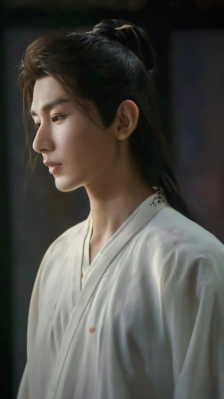 近一年「評分大幅上漲」陸劇TOP10！《蓮花樓》《繁花》評分一路漲到8.5，冠軍追過都推