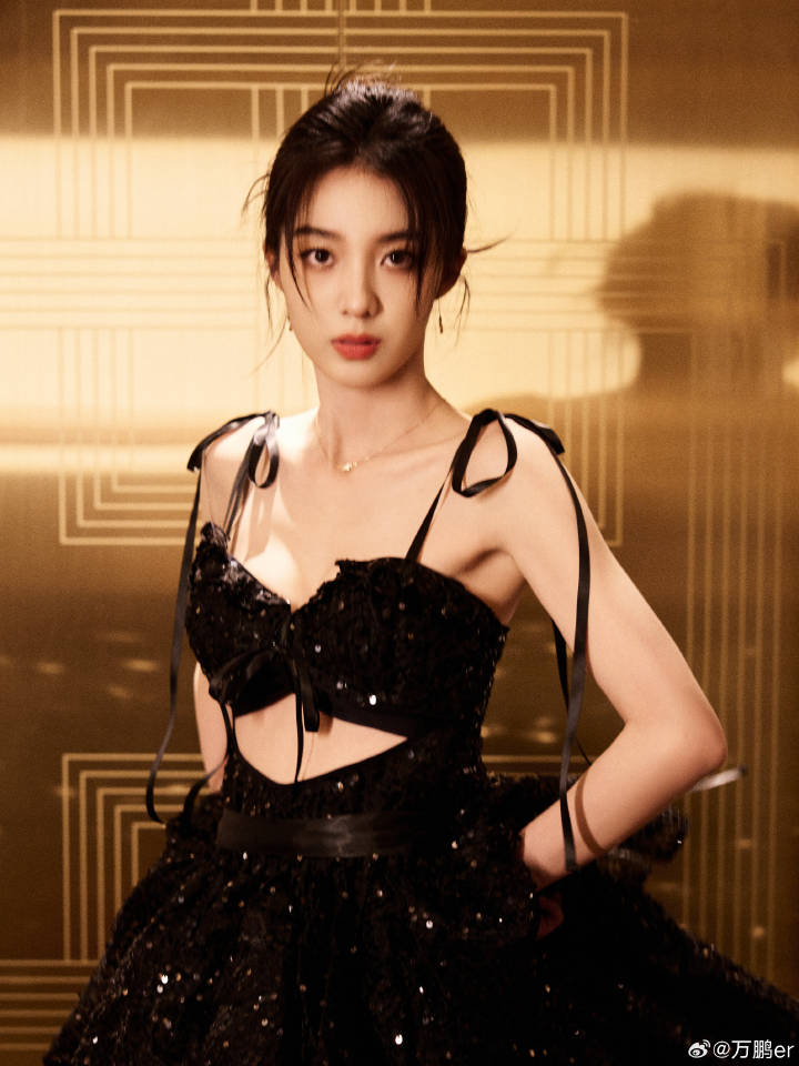 喬琳同款「職場包頭」造型3：編髮包頭