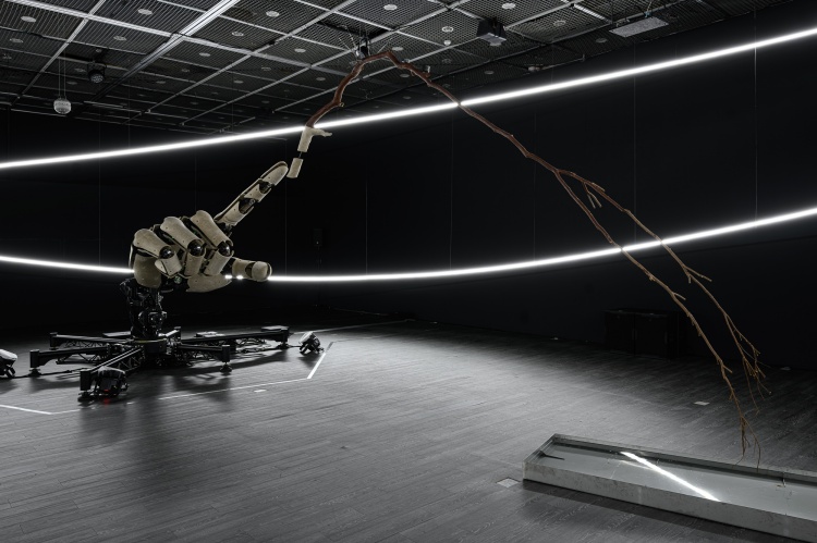 04台北當代藝術館 ｜豪華朗機工 《宇宙寫生》