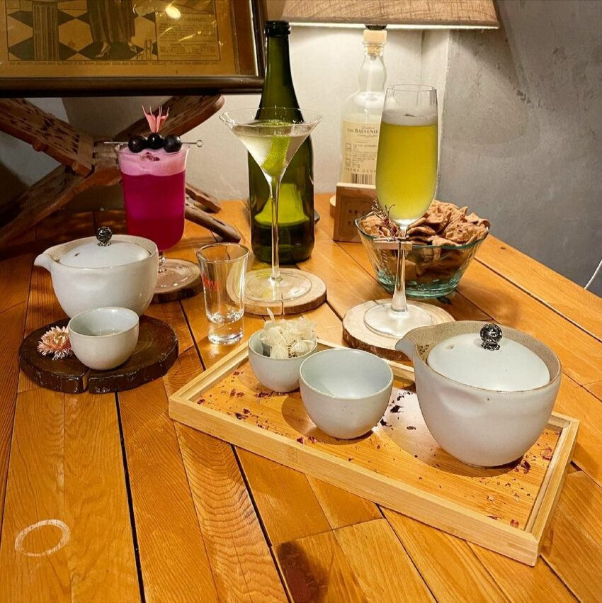 台南酒吧推薦》精選7間隱身巷弄內的台南特色酒吧，尋找府城微醺時光！