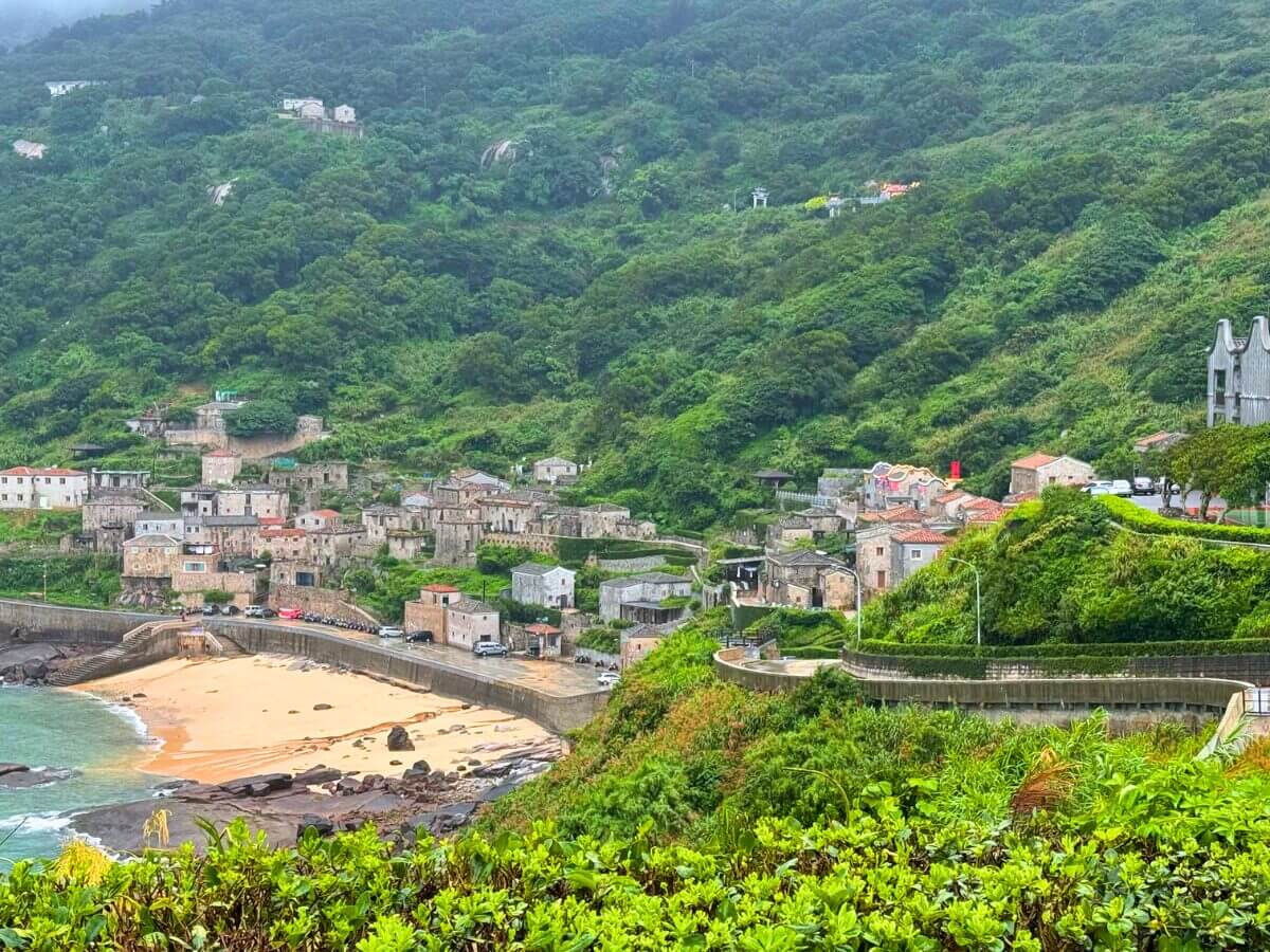 馬祖景點｜網路爆紅景點TOP5：鹿島漫步、石屋秘境、歷史與美景的結合！