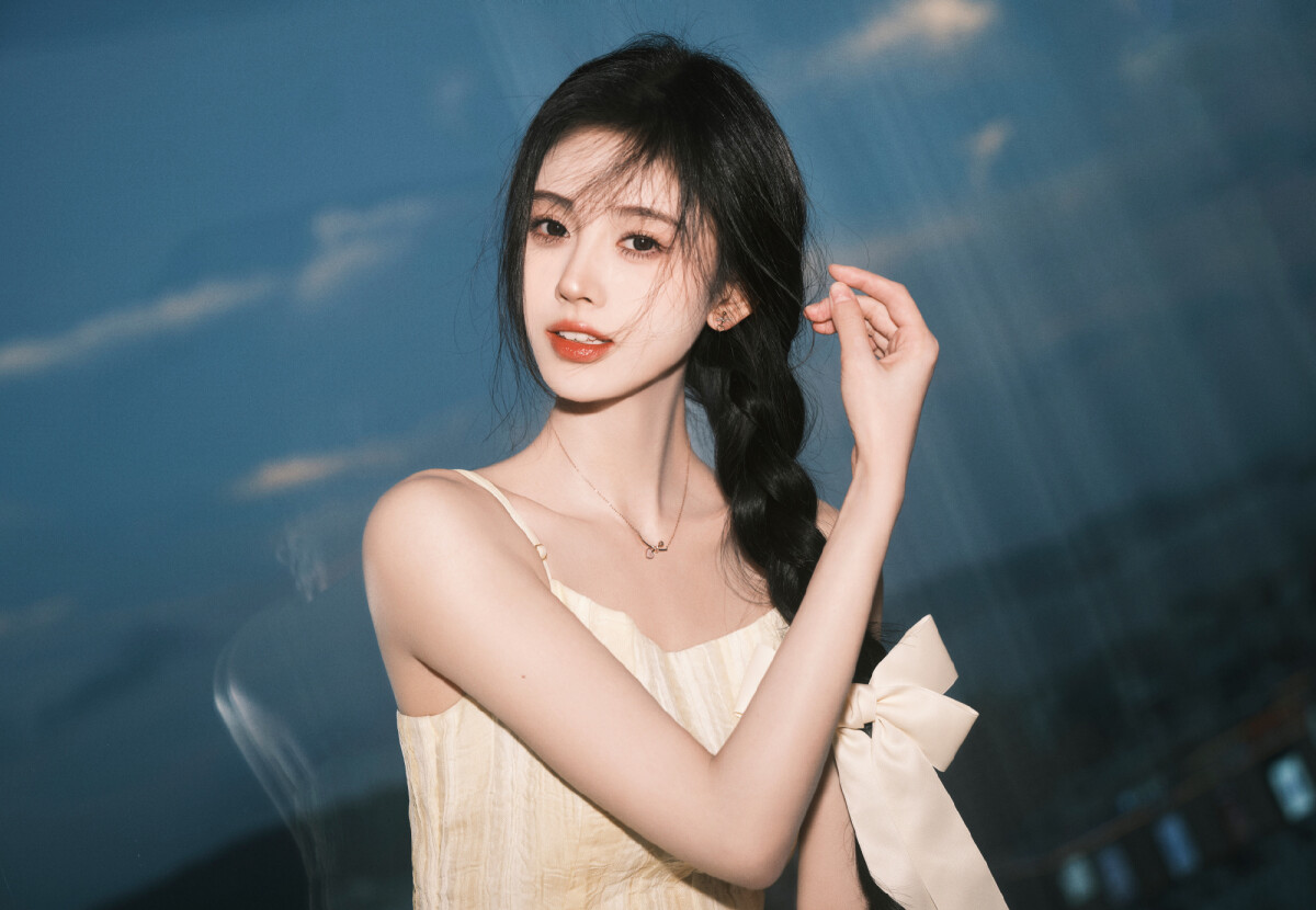 網評「最想用她臉活一天」高顏值陸劇女星TOP10！迪麗熱巴第四，楊穎第三，冠軍是真美