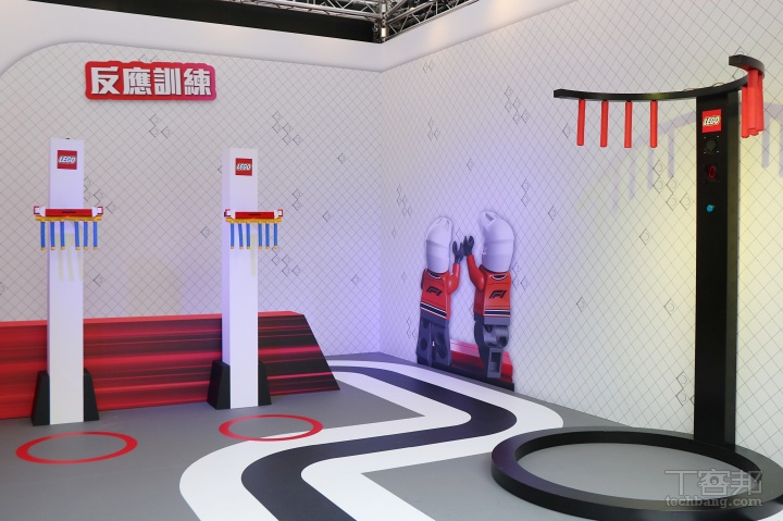 「樂高 FORMULA 1 飆速拼戰」活動在台北統一時代百貨登場！1:1 樂高 F1 賓士賽車模型盛大展出