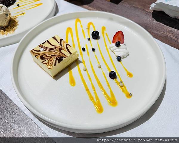 【青埔商旅】旅宿模範生，國旅新希望！精緻雙人房一泊二食只要4