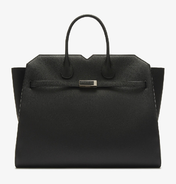 Valextra「Milano」融合了力量、華麗與寧靜，完美詮釋了「Quiet Luxury」的精髓，由內而外展現了精湛的工藝之美。