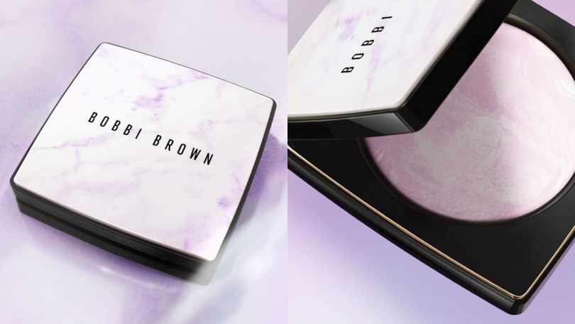 BOBBI BROWN 冷萃紫蜜粉餅10g／1,900元。（圖／品牌提供）