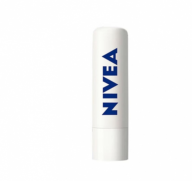 Nivea經典藍罐延伸的護唇系列絕對不會讓妳失望！膏體富含乳木果油與蜂蠟，深度滋養乾燥唇況，同時內含SPF15防曬配方，更能有效抵禦紫外線造成的暗沉與乾裂。質地滑順不黏膩，全天候維持雙唇柔嫩與自然光澤。（價格：NTD169）​  ​