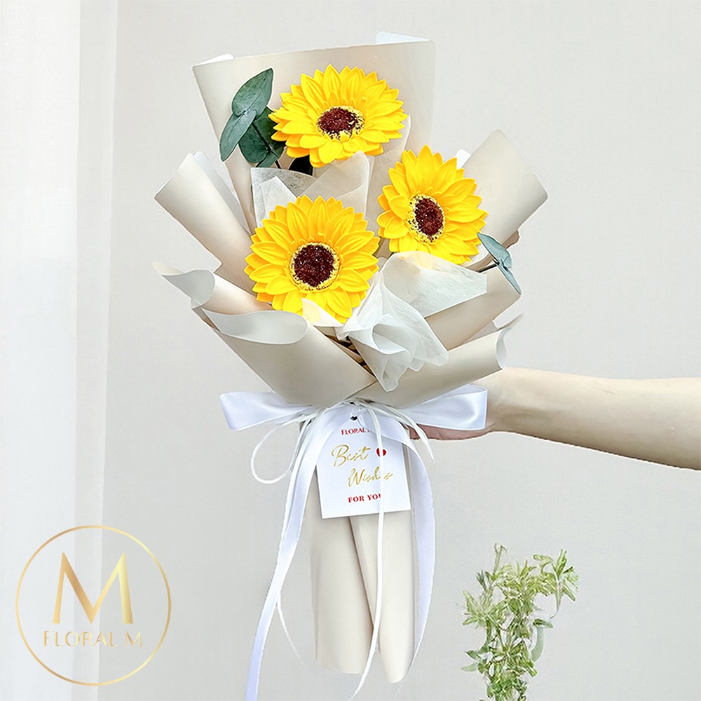 快速出貨🌻最好祝福【Floral M】盛夏最好祝福向日葵香水花中型  畢業花束  畢業禮物