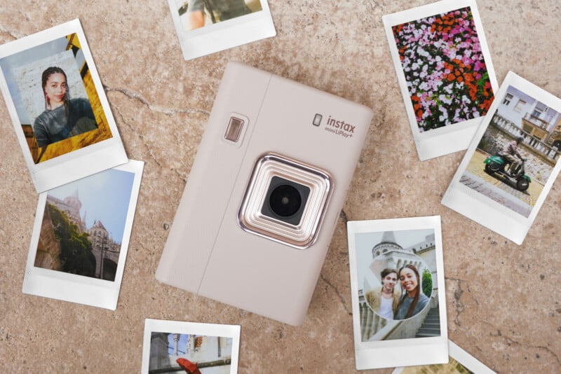 富士發表 Instax mini LiPlay+ 馬上看相機：照片結合聲音與雙鏡頭的即時攝影新體驗
