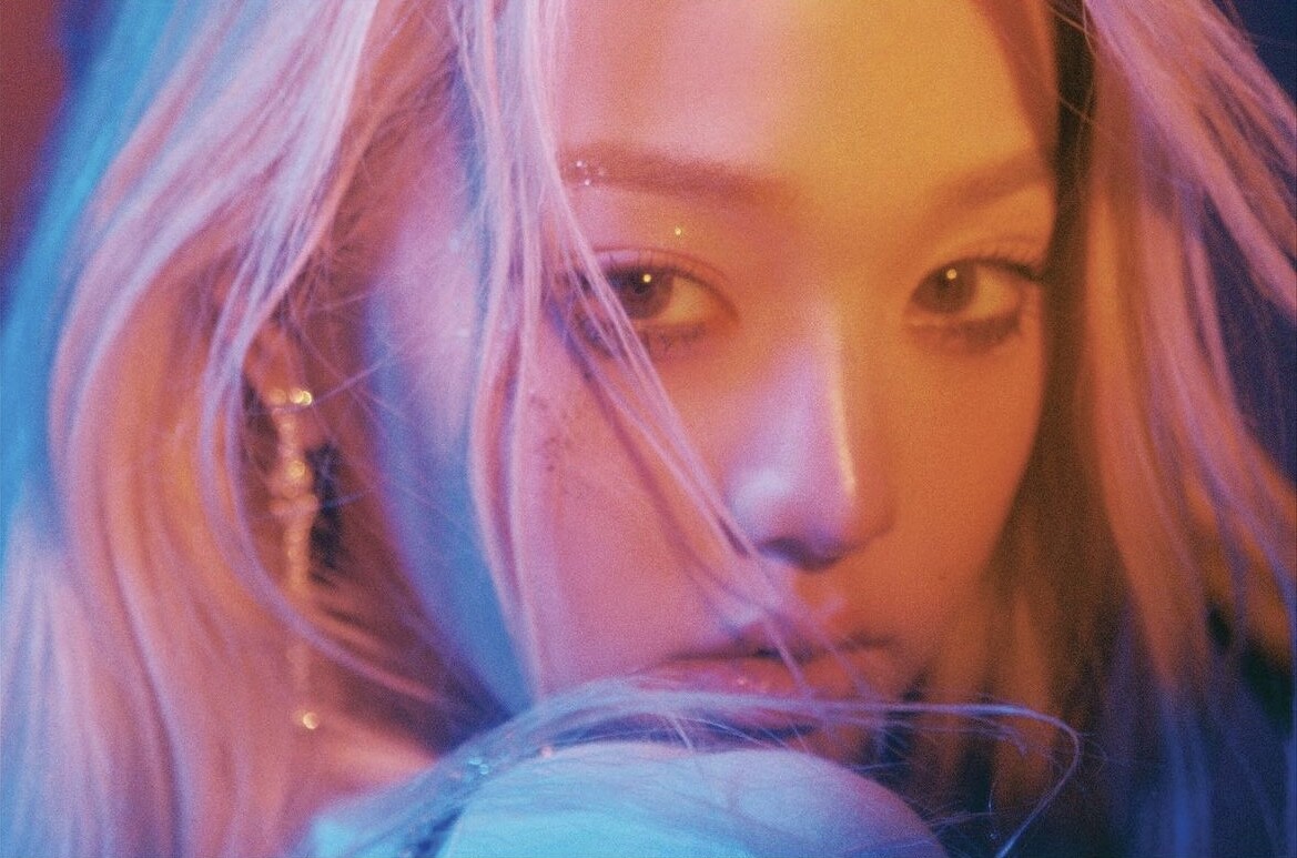 New Jeans Hanni金髮公主切超仙美翻網！盤點10位染金髮超驚豔的Kpop女idol！