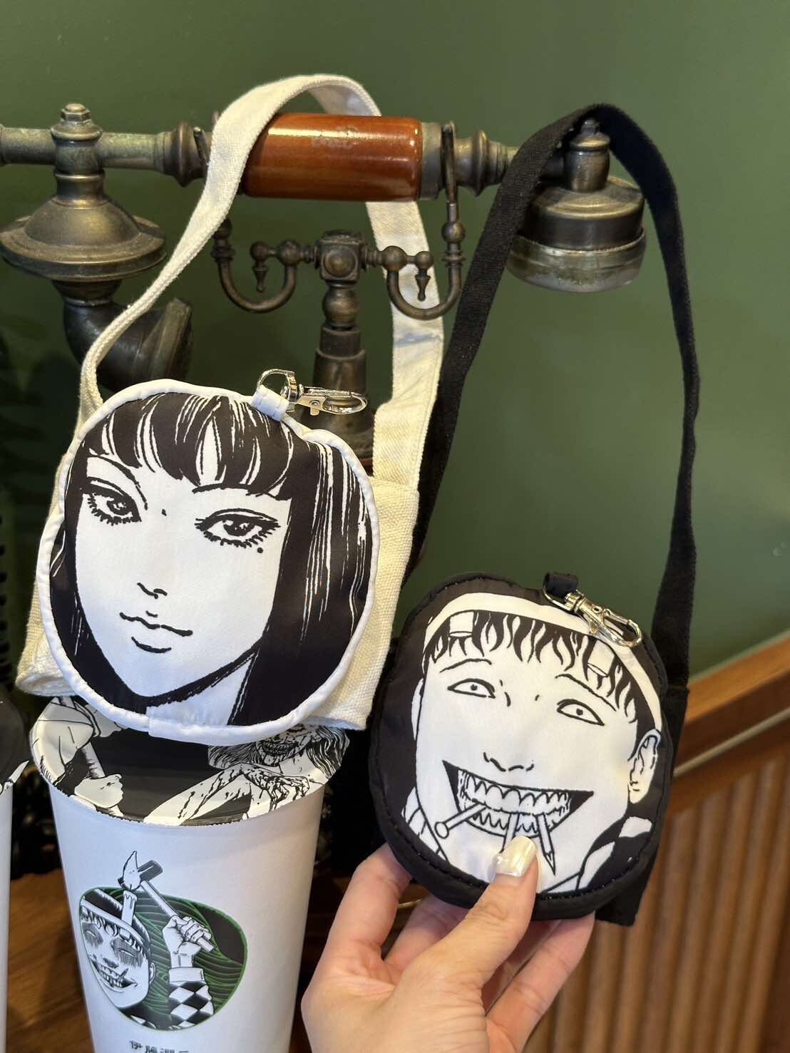 重磅聯名！「鶴茶樓 X 伊藤潤二驚選集」周邊登場，