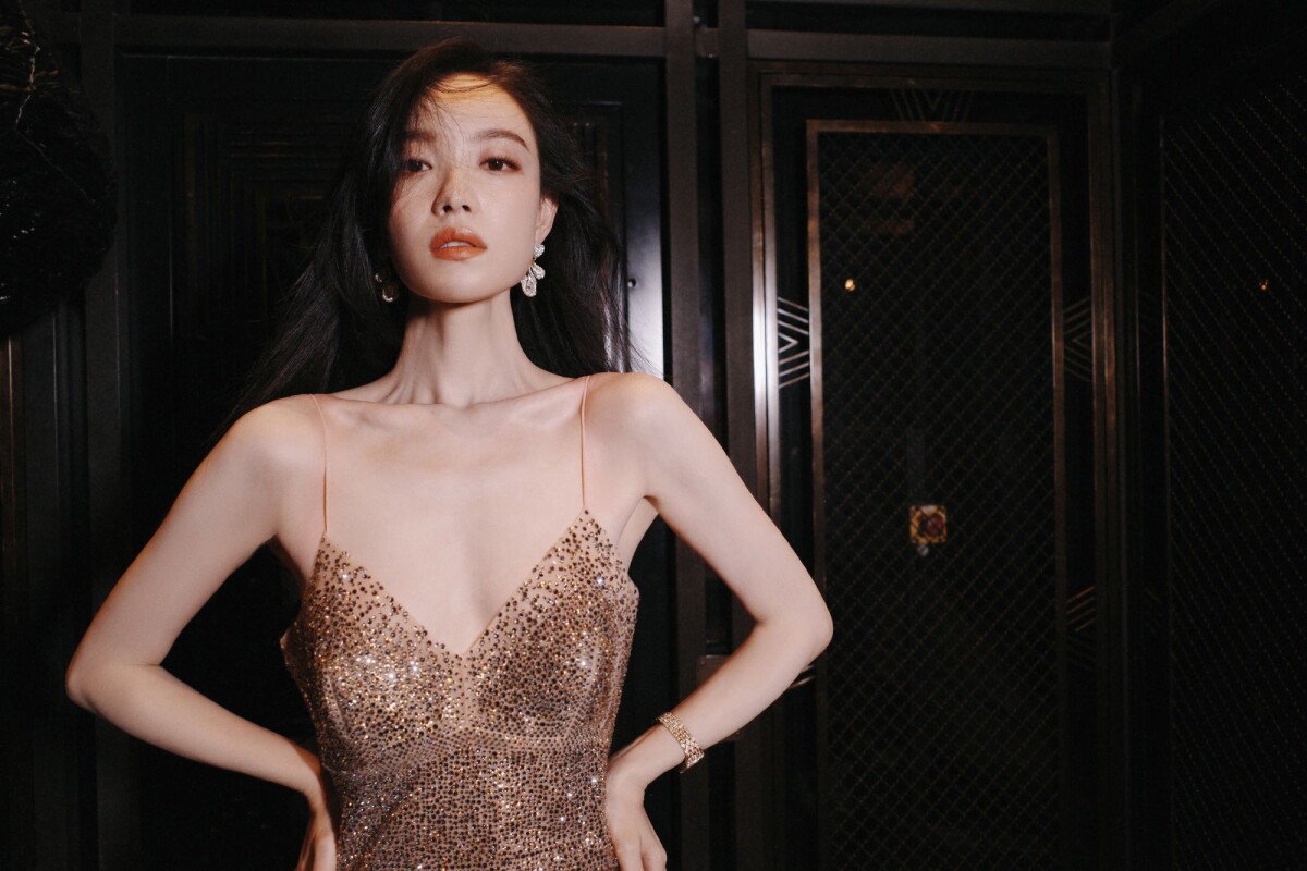 網評「最想用她臉活一天」高顏值陸劇女星TOP10！迪麗熱巴第四，楊穎第三，冠軍是真美