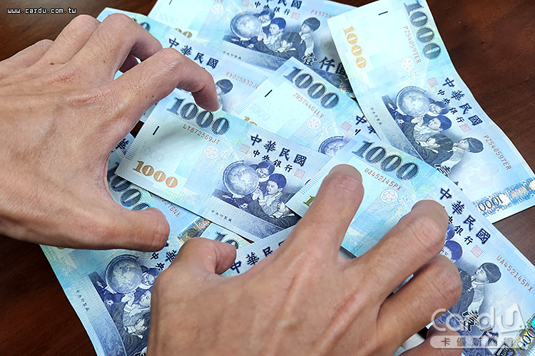 18家銀行搶普發萬元　抽10萬最狂抽輝達最爽