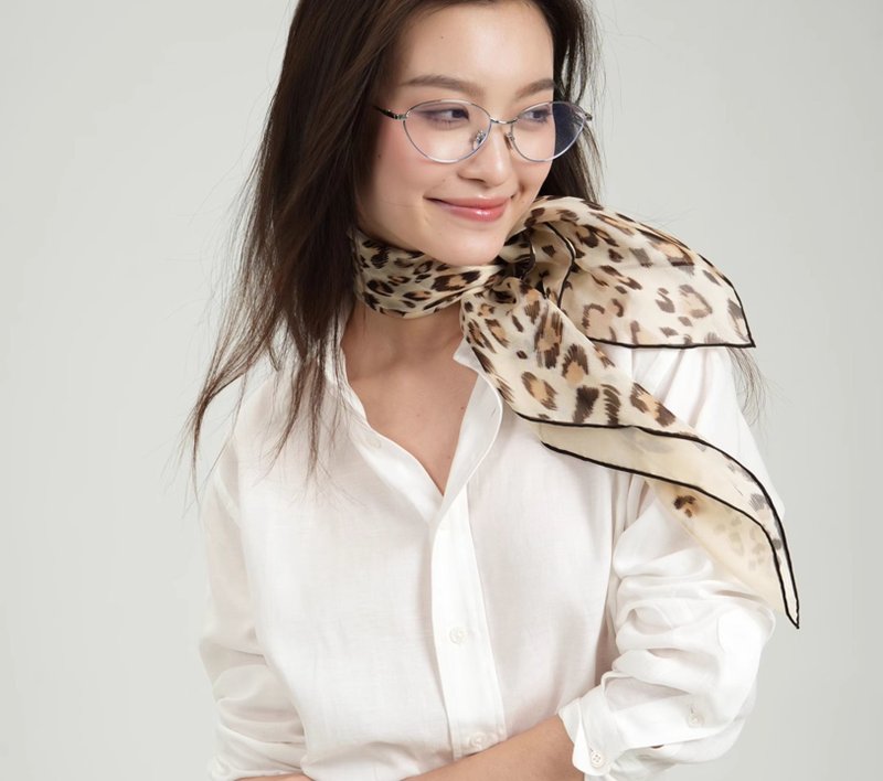 【動物紋系列】法式復古/輕薄飄逸/真絲雪紡方巾