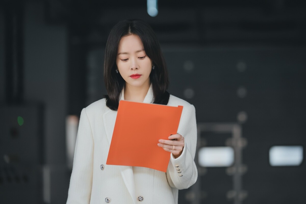 老闆不要看！「上班摸魚技巧」大賞TOP7：保持皺眉、扶額、時不時嘆氣，「這招」是精髓