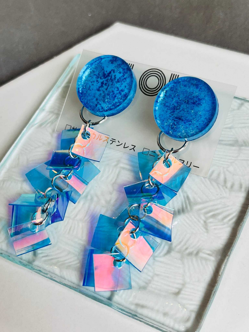lol-takako ocean藍色耳環／784元（圖／Pinkoi提供）