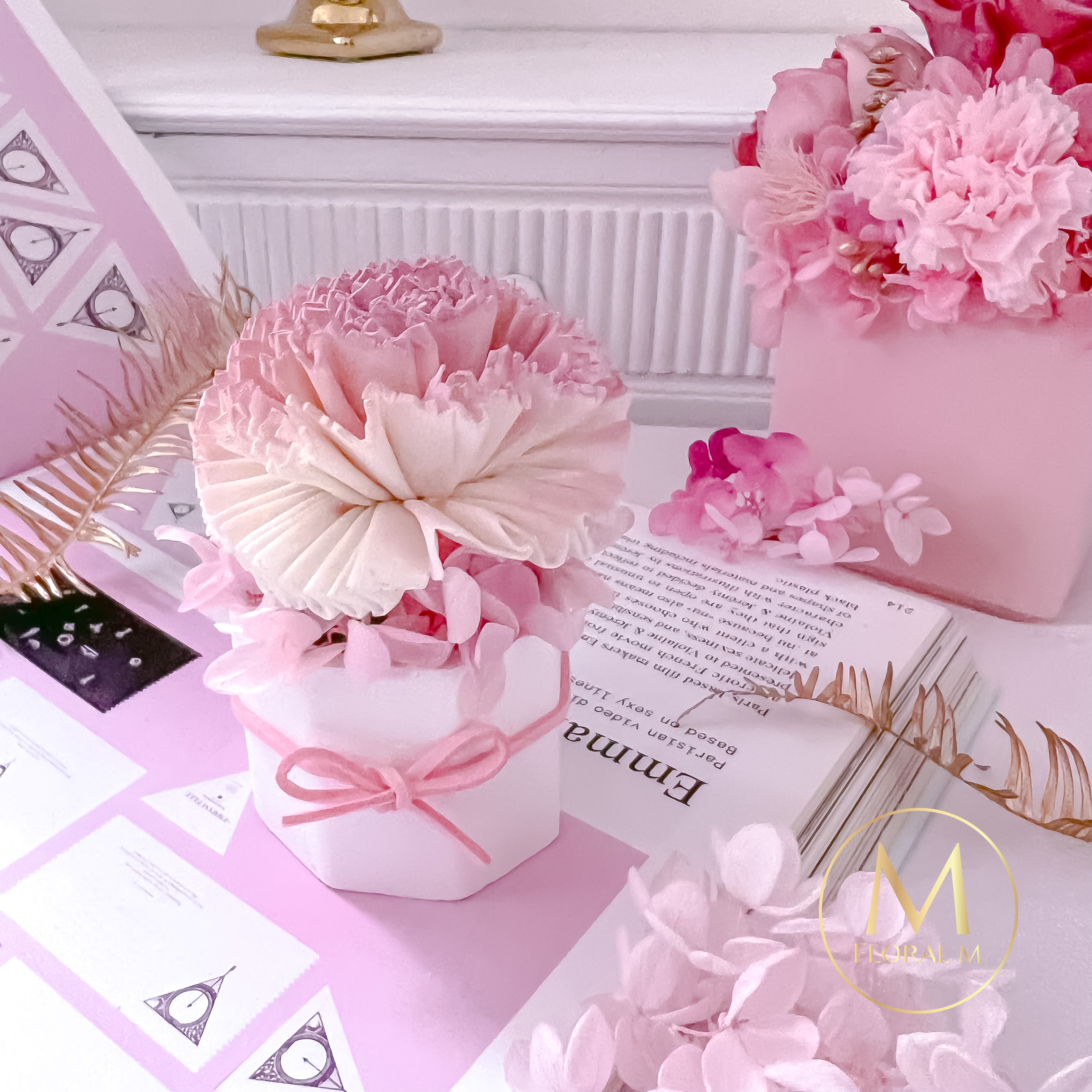 LOVE最愛媽咪【Floral M】康乃馨永生香氛擴香花 櫻花粉（贈送5ml香氛油+母親節祝福卡）