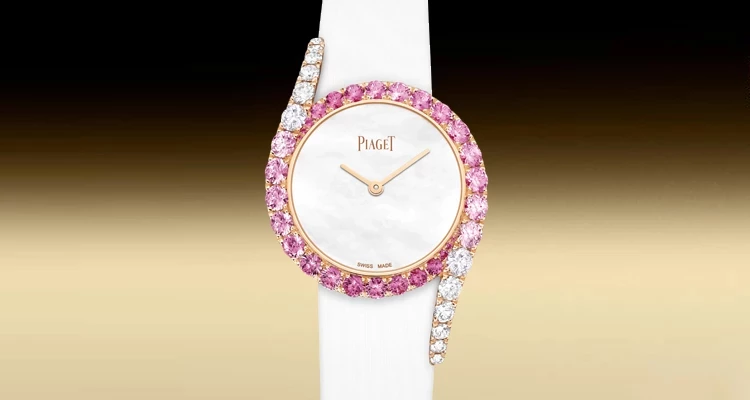 看看Piaget「Limelight Gala Precious」上那圈漸層色的粉紅寶石與鑽石，這種不對稱的鑲嵌方式，讓這整支錶看起來就像一件精緻的珠寶手環，而不是單純的報時工具。