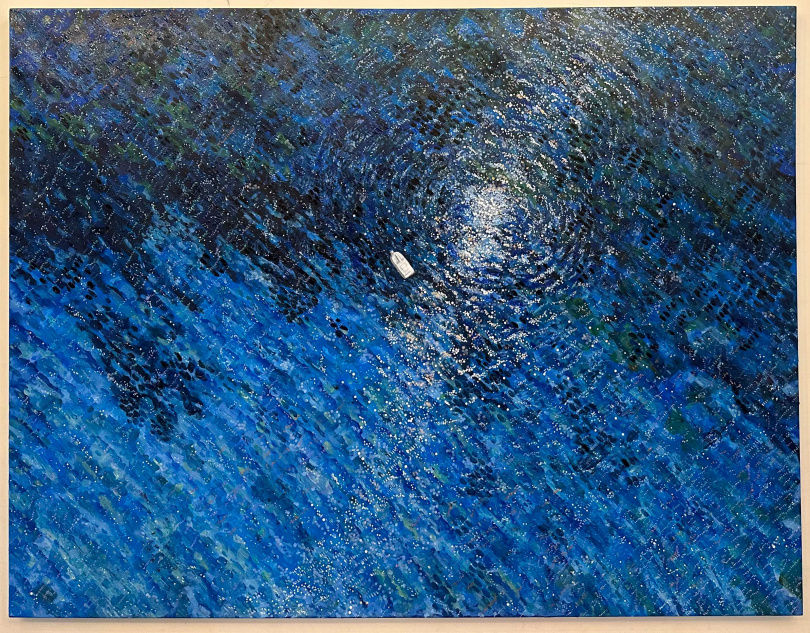 邀請以永續為題材的藝術家 Blue 藍聖傑使用油畫結合回收金屬塑料符合媒材的「餘波系列」。