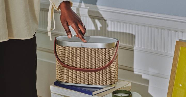 Bang & Olufsen 推出限量 Beolab 90 Titan Edition 百年紀念揚聲器！三款百年典藏系列同步登場