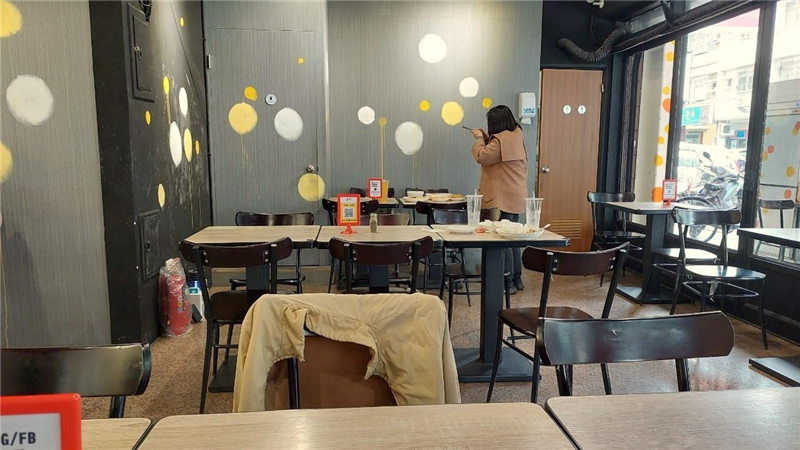 美食 ｜《不思義》義式廚房，高雄市三民區一間CP值超高的義式