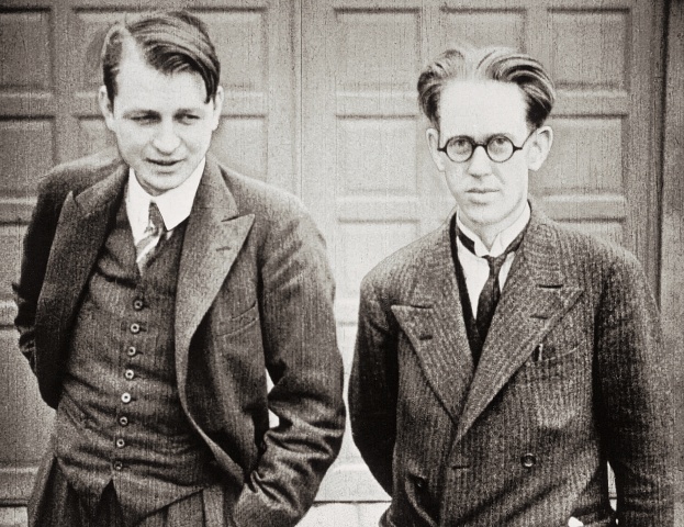 Bang & Olufsen 推出限量 Beolab 90 Titan Edition 百年紀念揚聲器！三款百年典藏系列同步登場