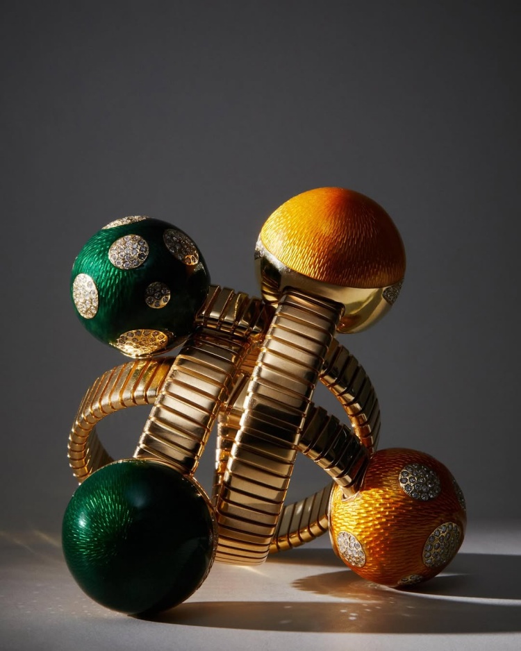 Bvlgari Serpenti 常見問題統整，儂儂編輯Haremi一次解析。