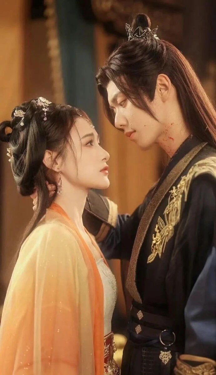 7位好評短陸劇古裝男神！《授她以柄》李菲顏值高，丞磊《虛顏》帥度不輸《雲之羽》！