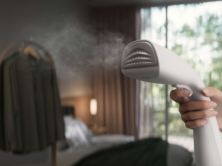 伊萊克斯在台上市極致美味 700 系列家電，半自動義式咖啡機、果汁機、氣炸鍋和手持掛燙機一次登場