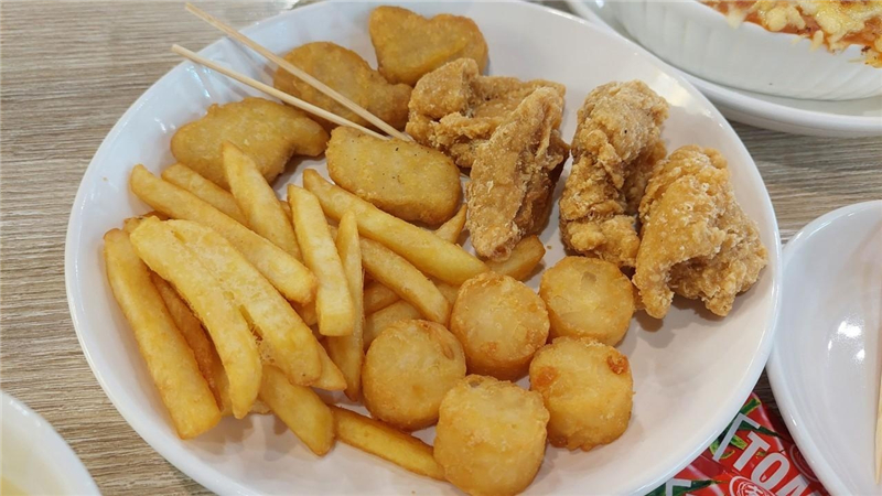 美食 ｜《不思義》義式廚房，高雄市三民區一間CP值超高的義式