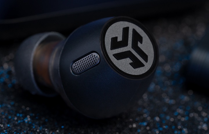 JLab 首推旗艦款藍牙耳機 Epic Lab Edition！Hi-Res 音效認證、USB-C 發射器享超低延遲