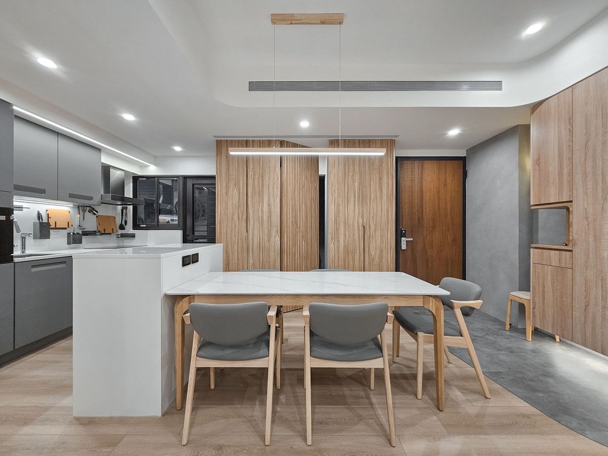 住宅；樑柱；室內設計