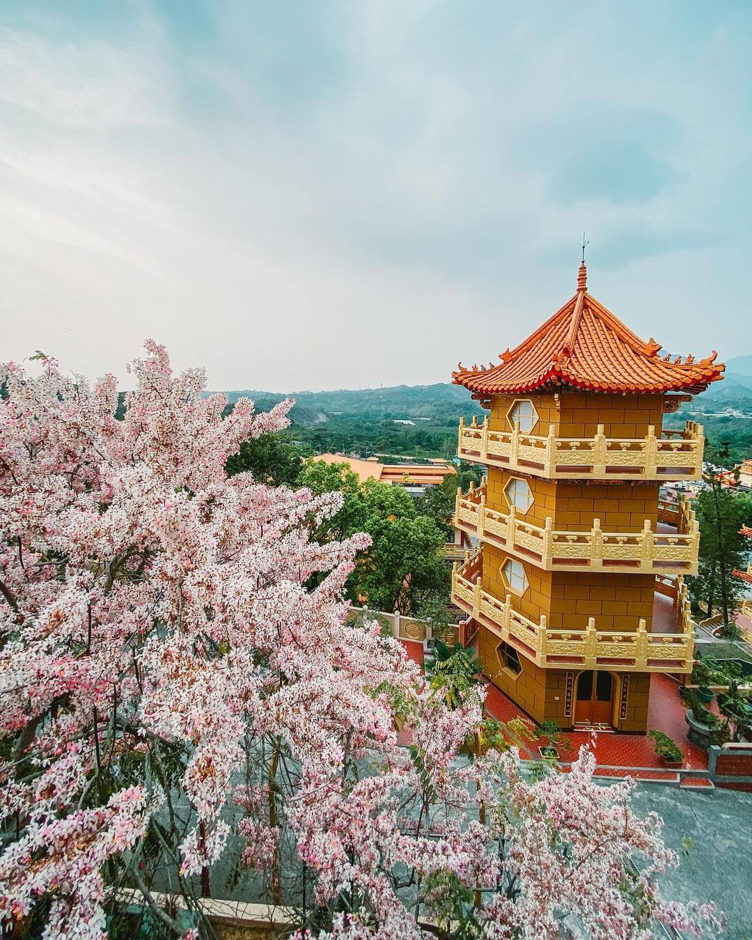 台南景點｜千佛山、麻豆代天府等六大必訪廟宇，感受宗教與歷史的神聖之旅