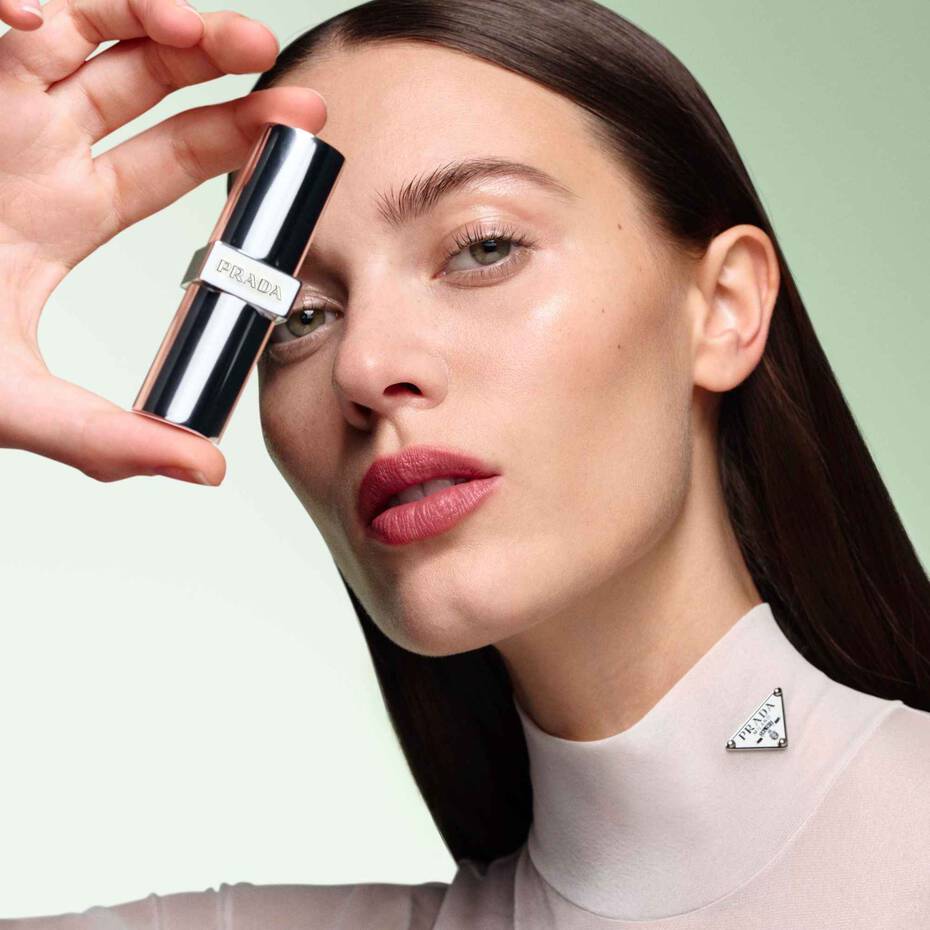 PRADA 尼龍柔霧唇膏