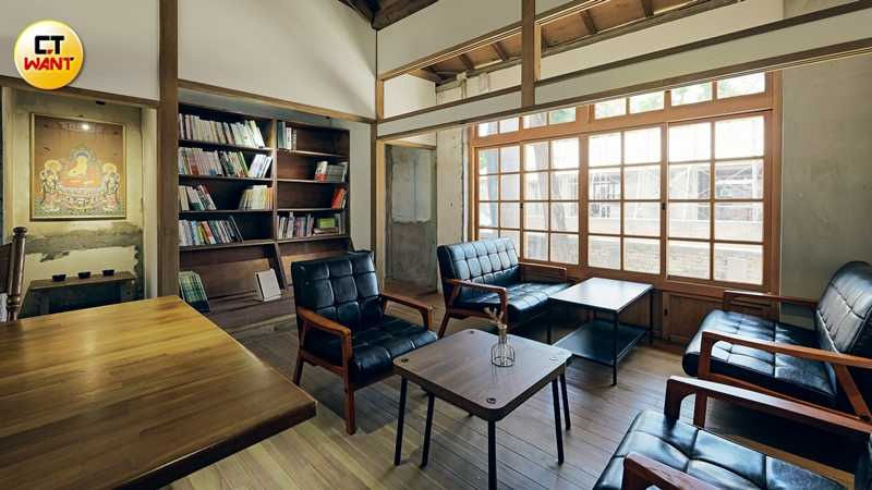 走過日治時期，又是台灣第一代眷村的黃埔新村，屋舍內留有濃濃和風與歷史痕跡。（圖／焦正德攝）