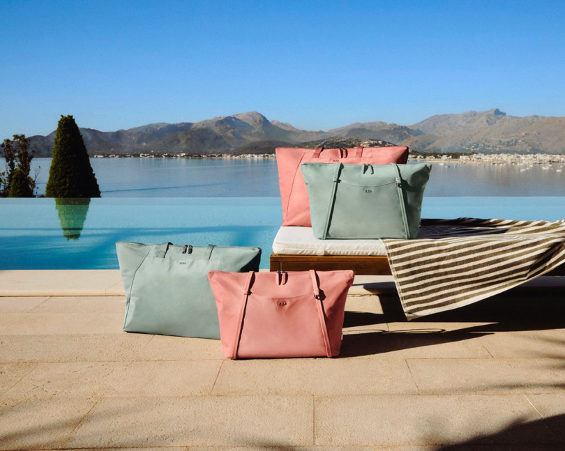 TUMI VOYAGEUR系列Just in Case托特包。（圖／品牌提供）