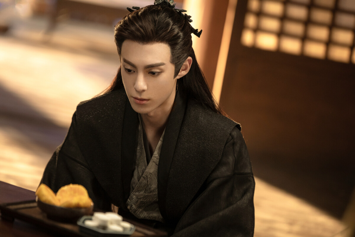 網議「近十年最帥」10位古裝劇男主角！肖戰、楊洋被提名，羅雲熙很仙，但呼聲最高是他