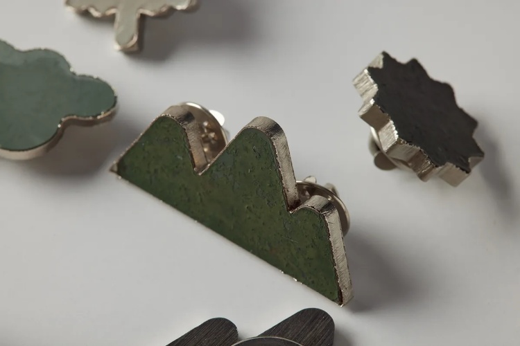 「退役變電箱再製計畫」自2021年啟動，邀請設計團隊與藝術合作，將退役設備轉化為生活美學物件，包括隔熱墊、置物盤與徽章等